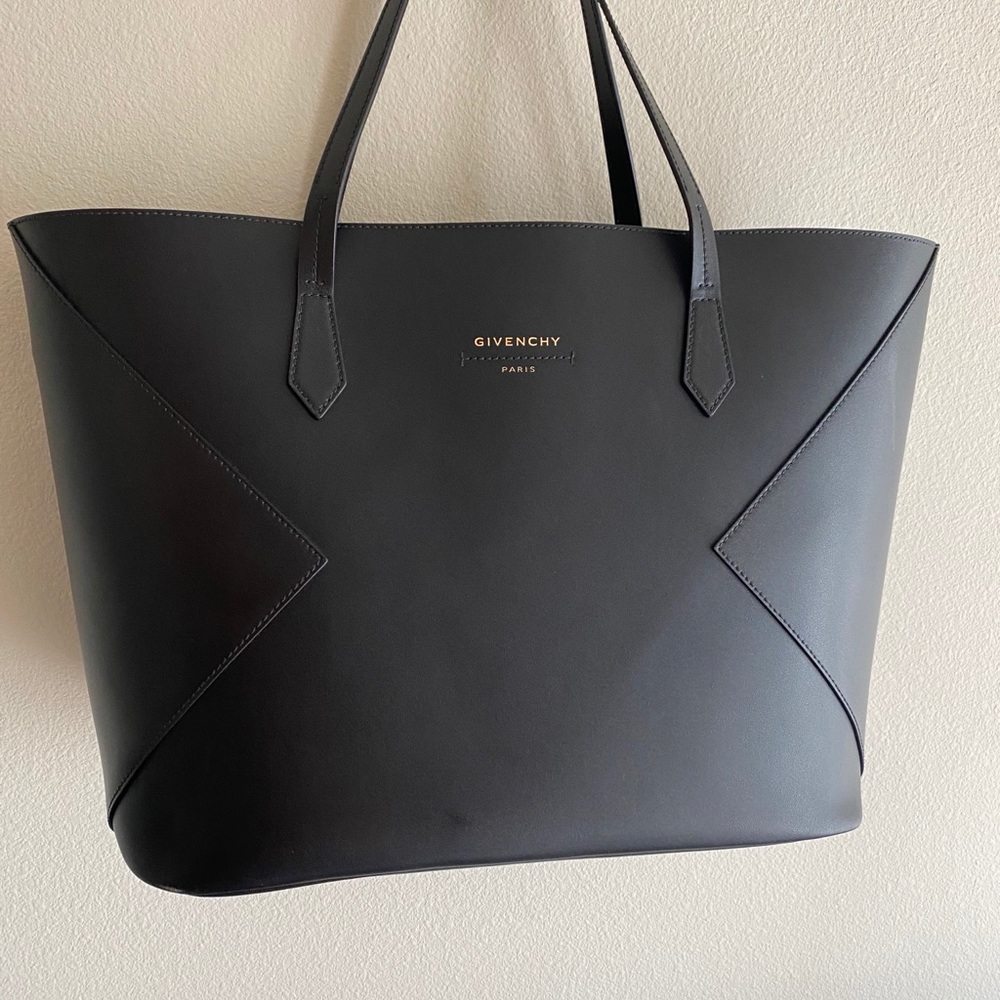 Givenchy Wing Leather Shopper